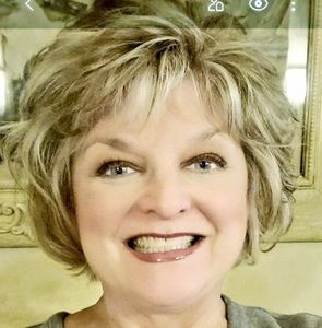 Meet your Posher, Donna